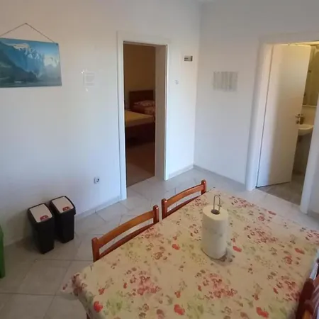 公寓 Comfort One Bedroom With Terrace And Sea View *